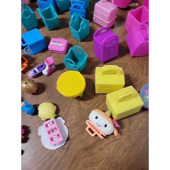 HUGE lot Shopkins Random Figures Basket Containers Mixed Seasons Dolls - Picture 7 of 16